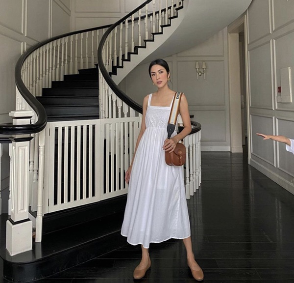 Mỹ nhân Vbiz U40 ai cũng trẻ như chồi non háo hức đang đợi mưa”: Bí kíp nằm ở mấy kiểu váy siêu đại trà này!-4