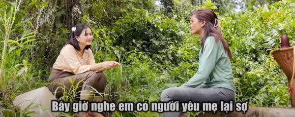 Ngọc Lan và Quốc Thuận thăm nhà HHen Niê, nàng hậu khoe toàn bộ không gian căn biệt thự xây cho bố mẹ-12