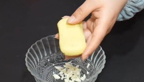 Hướng dẫn bạn 3 phương pháp đuổi muỗi hiệu quả khi vào hè: Sử dụng nguyên liệu tự nhiên, tiết kiệm tiền bạc-3