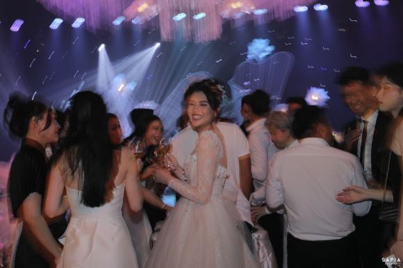 Cầu thủ Thành Chung đăng ảnh nét căng sau đám cưới, liệu có vớt được nhan sắc của cô dâu sau ảnh dìm hàng-5