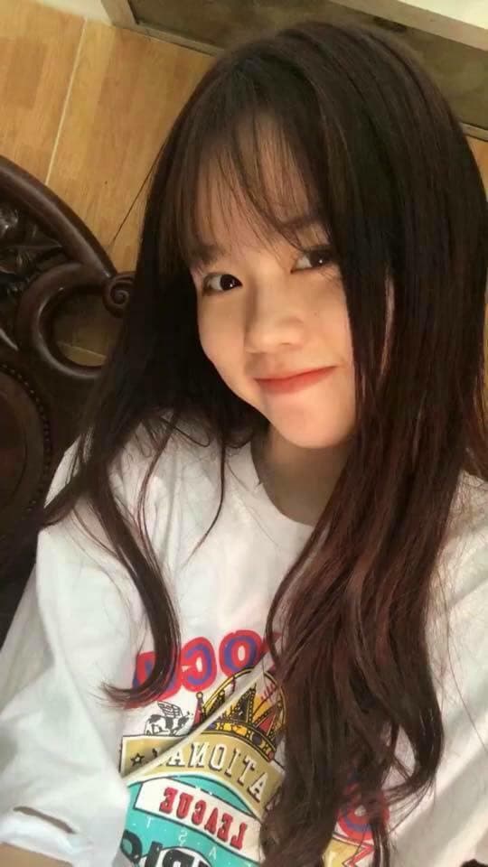 Bạn gái cũ Quang Hải - Huỳnh Anh đu trend đăng ảnh quá khứ: So với hiện tại, dậy thì quá thành công-4