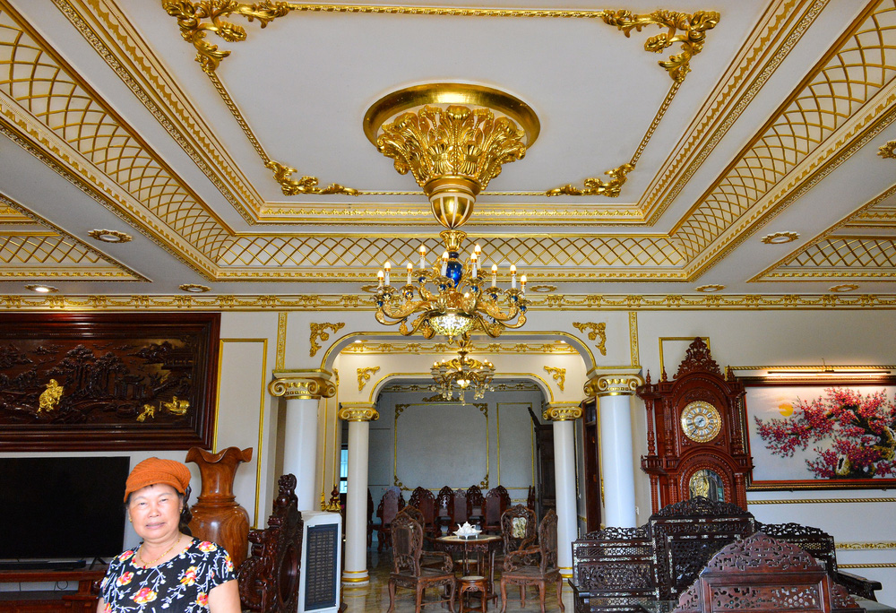 Về làng tỷ phú ở Nam Định ngắm những toà lâu đài mọc san sát, nghe chuyện con trai xây dinh thự tặng bố mẹ-11