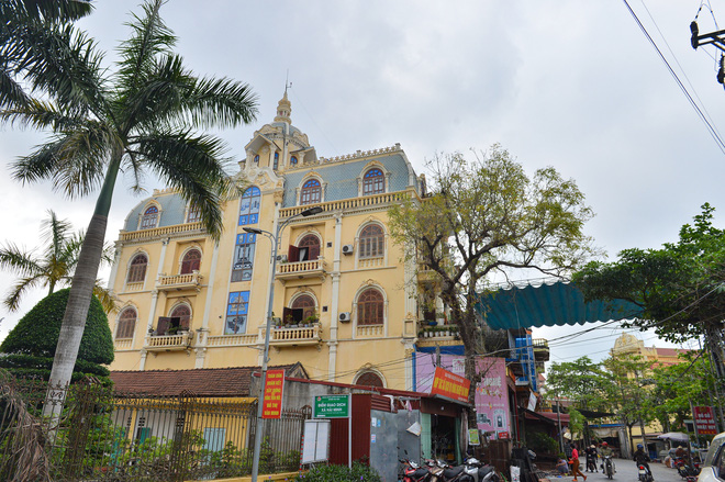 Về làng tỷ phú ở Nam Định ngắm những toà lâu đài mọc san sát, nghe chuyện con trai xây dinh thự tặng bố mẹ-16