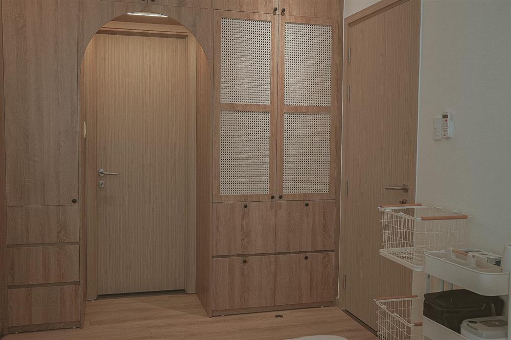 Vợ chồng trẻ Sài Gòn thiết kế căn hộ 67m² chỉ toàn đồ cơ bản nhưng tinh tế trong từng chi tiết nhỏ-11