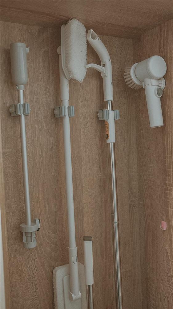 Vợ chồng trẻ Sài Gòn thiết kế căn hộ 67m² chỉ toàn đồ cơ bản nhưng tinh tế trong từng chi tiết nhỏ-18