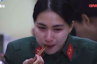 Hòa Minzy 'ăn cơm chan nước mắt': 7 ngày mẹ đi con ốm cả 7