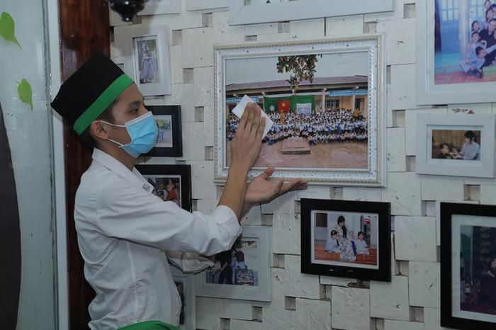 Cuộc sống hiện tại của con nuôi Phi Nhung ra sao khi mẹ qua đời?-1