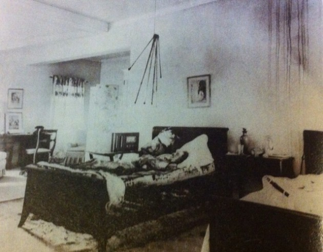 Cái chết của triệu phú mỏ vàng khó hiểu nhất thế giới: Thi thể bị cháy thành than phủ đầy lông vũ, sau 8 thập kỷ vẫn khiến nhà điều tra bất lực-5