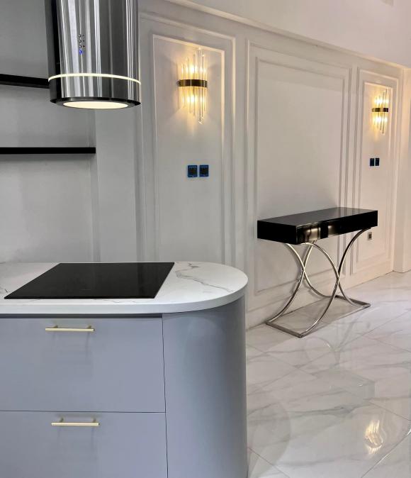 Lưu Đê Ly khoe nhà mới sang trọng, đẳng cấp-1