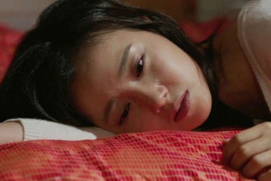 Bạn trai mới quá đeo bám tới mức tôi nghĩ anh ấy muốn lợi dụng