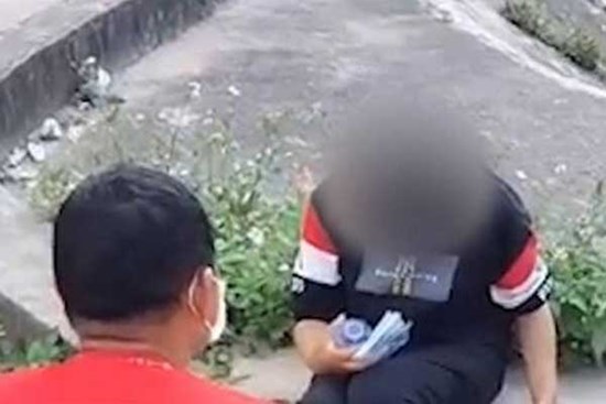 Không muốn kết hôn, cô gái bỏ nhà đi suốt 4 năm và được tìm thấy trong nghĩa trang