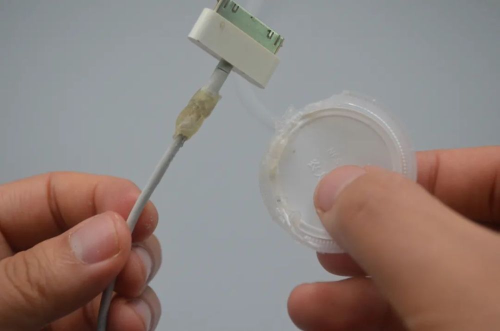 Vứt bỏ nắp chai nhựa, dù có tiền cũng&nbsp;khó mua được những mẹo hay hữu ích này-5