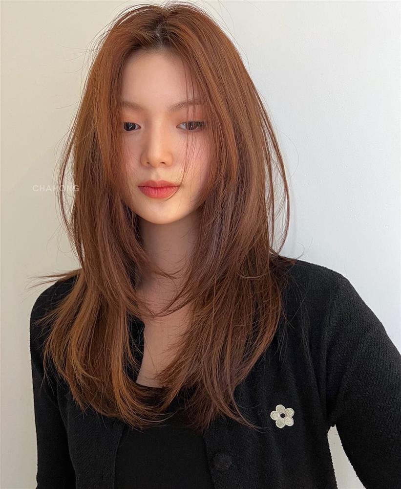 Quên tóc xoăn đi, 4 kiểu tóc thẳng này mới là chìa khóa để nhan sắc thăng hạng, trẻ trung hơn tuổi-11