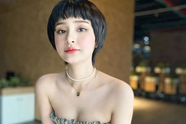 Hiền Hồ thừa nhận sai lầm khi để mình rơi vào một mối quan hệ mang nhiều tai tiếng, netizen lại rộ làn sóng công kích gay gắt-6