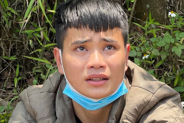 Chồng rủ bạn vào khách sạn chơi ma túy, vợ gọi điện báo công an-3