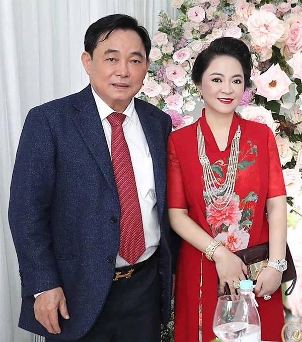 Bà Nguyễn Phương Hằng với những tranh chấp tình, tiền-5