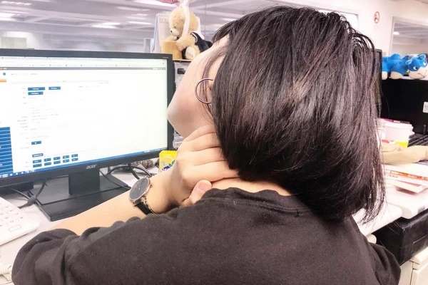 Mỗi ngày làm 5 việc này, đốt sống cổ không sớm thì muộn cũng bị thoái hóa-9