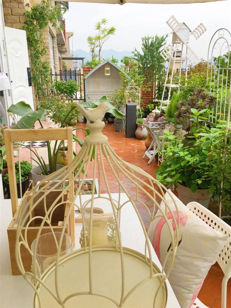 Bà mẹ nội trợ mạnh tay chi 70 triệu cải tạo khu vườn 50m² trước nhà và thành quả không thể mỹ mãn hơn-2