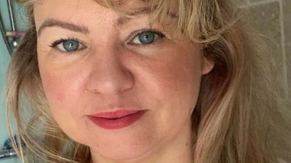 Thuê thợ sửa tiệm làm đẹp, người phụ nữ nhận cuộc gọi khẩn cấp vì cảnh tượng quái đản phía sau cầu thang, phải mời nhà sử học tới-1