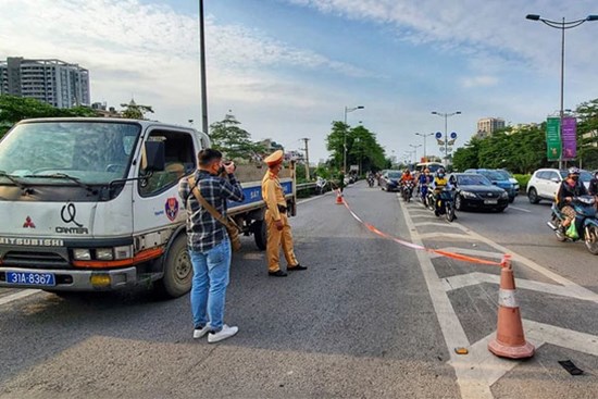 Hà Nội: Lộ nguyên nhân khiến tài xế xe phân khối lớn tử vong trên đường vành đai