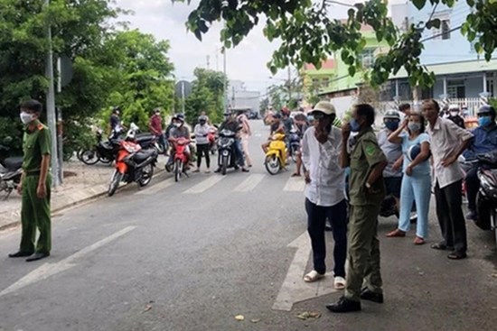 Người đàn ông đi lượm ve chai, móc cua tử vong thương tâm