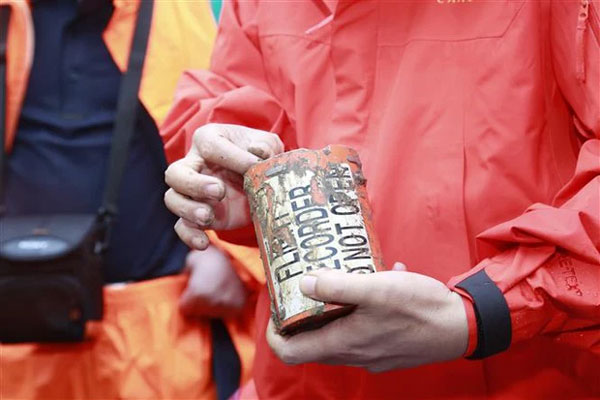 Vụ máy bay chở 132 người rơi ở Trung Quốc: Công bố kết quả điều tra sơ bộ, xác định thời điểm xảy ra tai nạn thương tâm-2