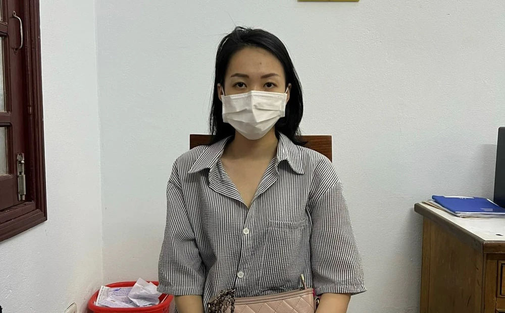 Người mẫu ảnh ở Đà Nẵng 9 lần rút trộm tiền của bạn cùng phòng, tổng 113 triệu-1