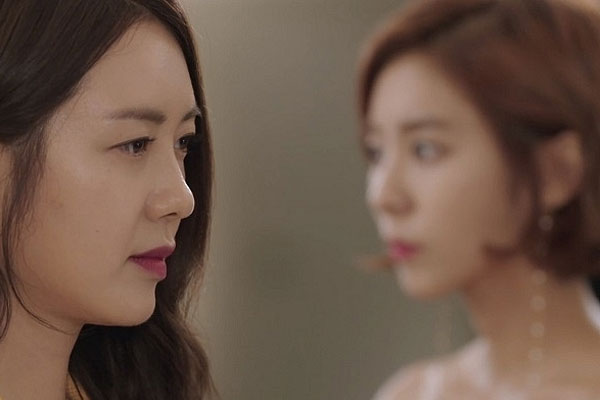 Nhà nghèo tặc lưỡi lấy vợ già hơn 5 tuổi, tân hôn xong vợ chồng vội đi mua giường mới-2