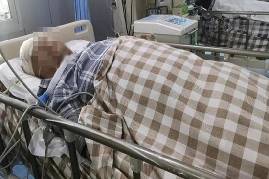 Chàng trai 23 tuổi đang khỏe mạnh bỗng lên cơn đột quỵ, liệt nửa người vì có 5 thói xấu trong sinh hoạt hằng ngày