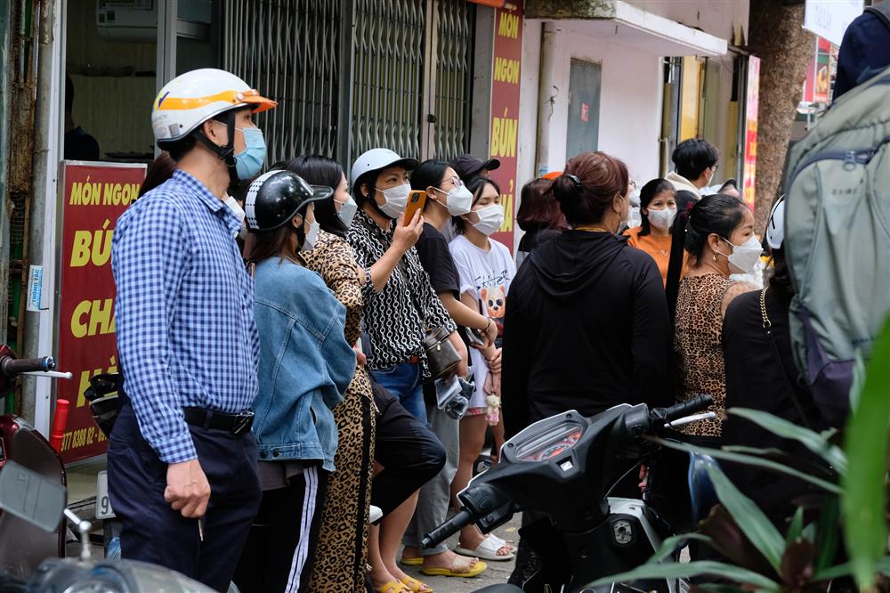 Người thân nạn nhân tử vong trong vụ cháy ở Kim Liên: Chị tôi sống đã khổ lắm rồi, chẳng ngờ đến lúc ra đi không ai biết-4