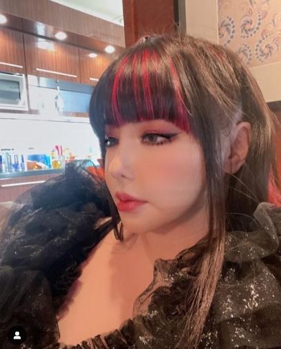 Giật mình gương mặt lạ hoắc của Park Bom, sắc vóc xuống cấp nhất 2NE1-4