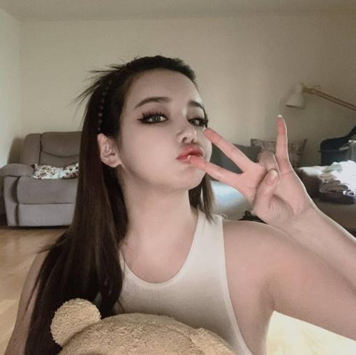 Giật mình gương mặt lạ hoắc của Park Bom, sắc vóc xuống cấp nhất 2NE1-8