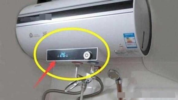 Khi đang tắm, có nên rút phích cắm của bình nóng lạnh ra không?-2