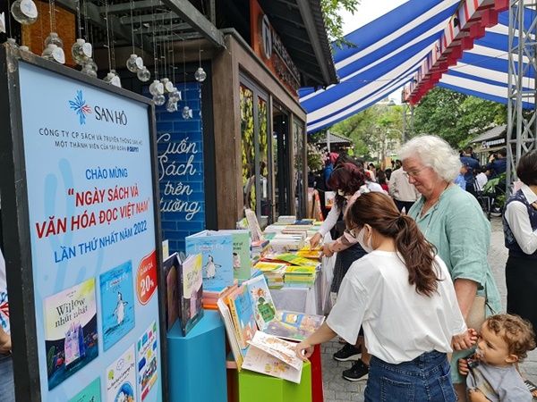 Nhiều hoạt động chào mừng Ngày Sách và Văn hóa đọc Việt Nam tại Phố Sách Hà Nội-5