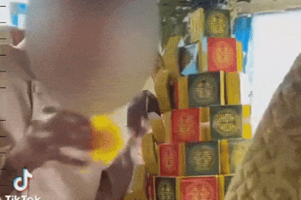 Bữa tiệc hải sản hơn 6,5 triệu đồng với 12 món ở Vịnh Hạ Long gây tranh cãi dữ dội-5