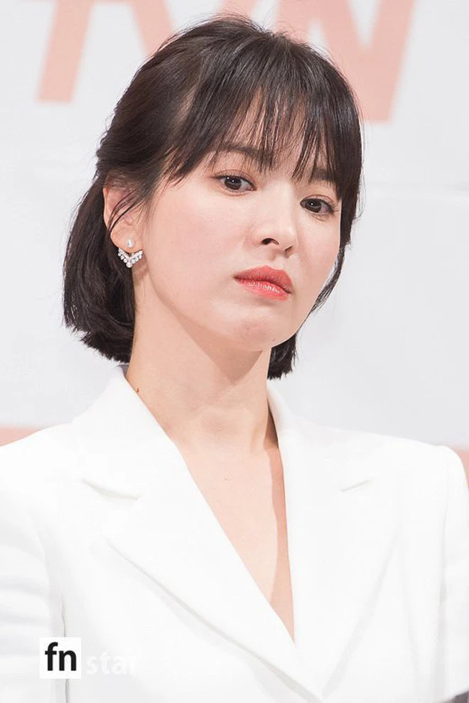 4 kiểu tóc mái của Song Hye Kyo: Rất trẻ xinh, không sợ lệch pha với tuổi 30+-5