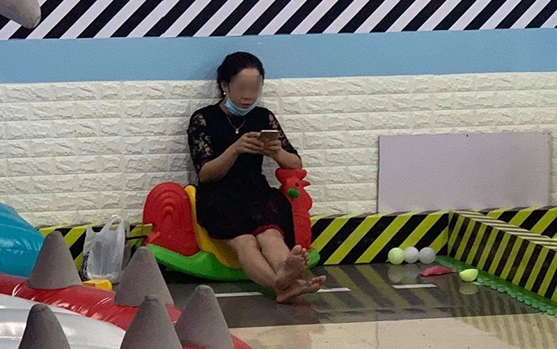 Xôn xao chuyện vợ đang mang bầu, chồng đi hầu đồng rồi ngoại tình luôn với người phụ nữ đáng tuổi mẹ mình-6