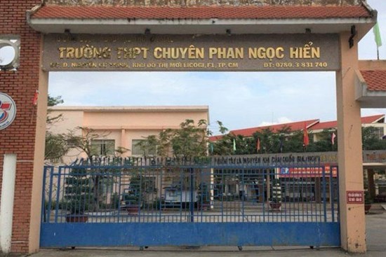 Diễn biến mới nhất vụ hiệu phó trường chuyên bắt học sinh ăn thức ăn lấy từ thùng rác