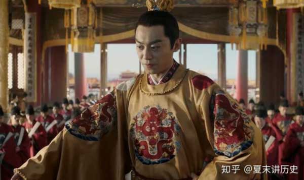 Phi tần bị vua sát hại, 13 năm sau con trai dùng cách thâm sâu này để trả thù phụ hoàng-2