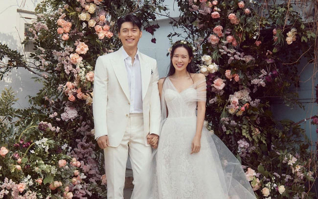 3 khoảnh khắc Hyun Bin - Son Ye Jin bị cánh săn ảnh chụp được đã tố cáo độ cuồng vợ của tài tử Hạ cánh nơi anh-2