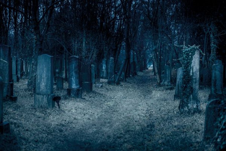 Vụ án kinh thiên động địa: Gã phù thủy nhẫn tâm sát hại 42 phụ nữ, ép nạn nhân tự đào mồ chôn thân, còn có hành động quái dị sau đó-3