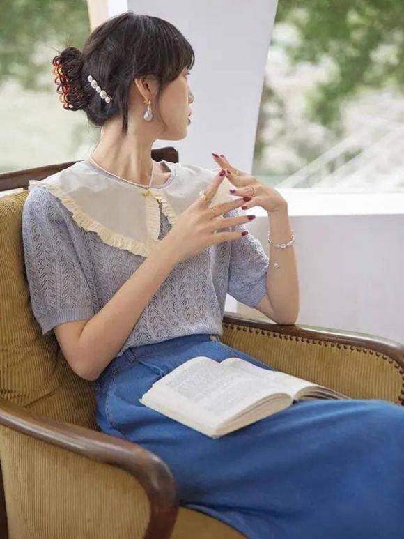 Màu được ưa chuộng của năm nay là màu xanh kem, vừa trắng da vừa giảm tuổi, lại còn phù hợp với những cô nàng có làn da vàng-7