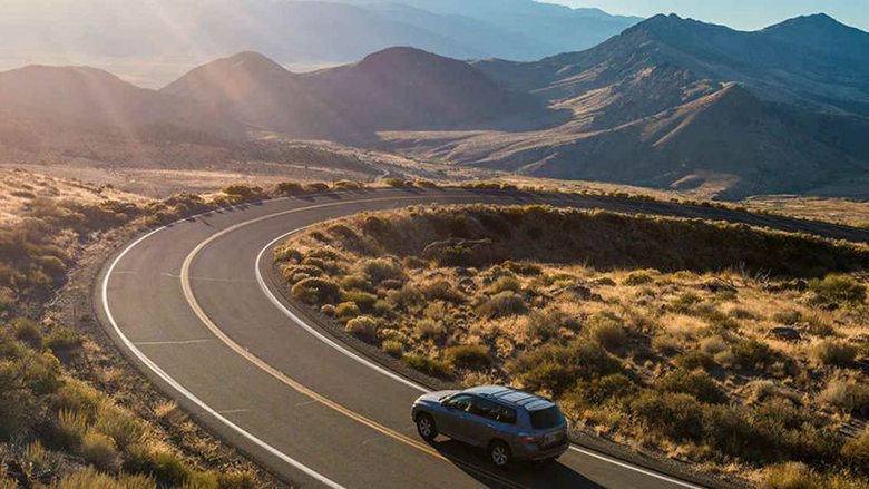 Bỏ ngay 10 thói quen xấu này khi lái xe ô tô nếu các chị em không muốn xế cưng nhanh hỏng-2