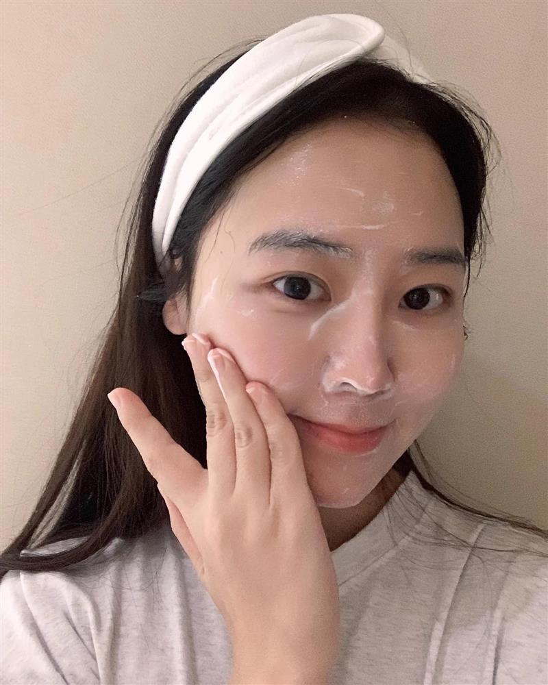 Bác sĩ chống lão hóa buổi sáng với 4 bước chuẩn không cần chỉnh-1