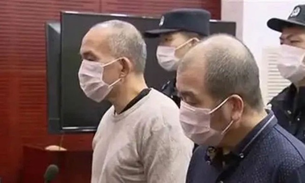 Công nhân khiếp đảm phát hiện 2 thi thể đen thui trong bức tường siêu thị, cảnh sát nhập cuộc mới hé lộ tội ác tày trời 20 năm trước-5