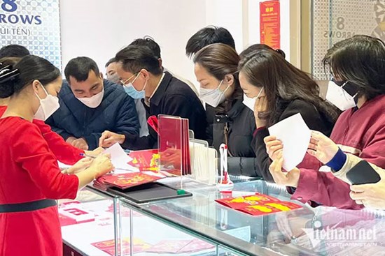 Giá vàng hôm nay 24/4: Lo ngại lạm phát, vàng giảm giá