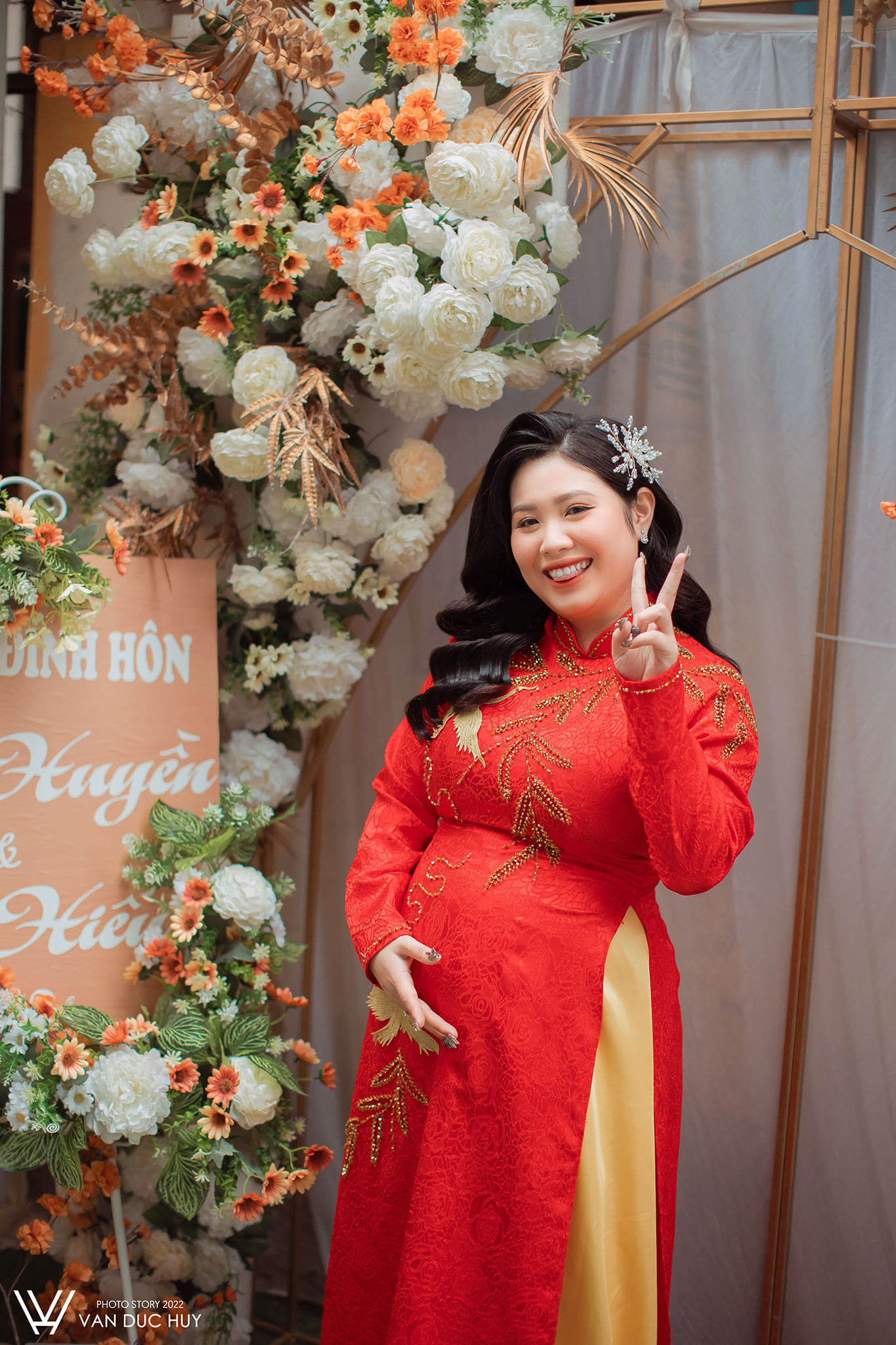 Cô dâu bụng bầu 5 tháng quẩy trong ngày ăn hỏi: Gái xinh Hải Phòng đồng ý lấy chồng cách 1700km sau 2 lần gặp mặt-3