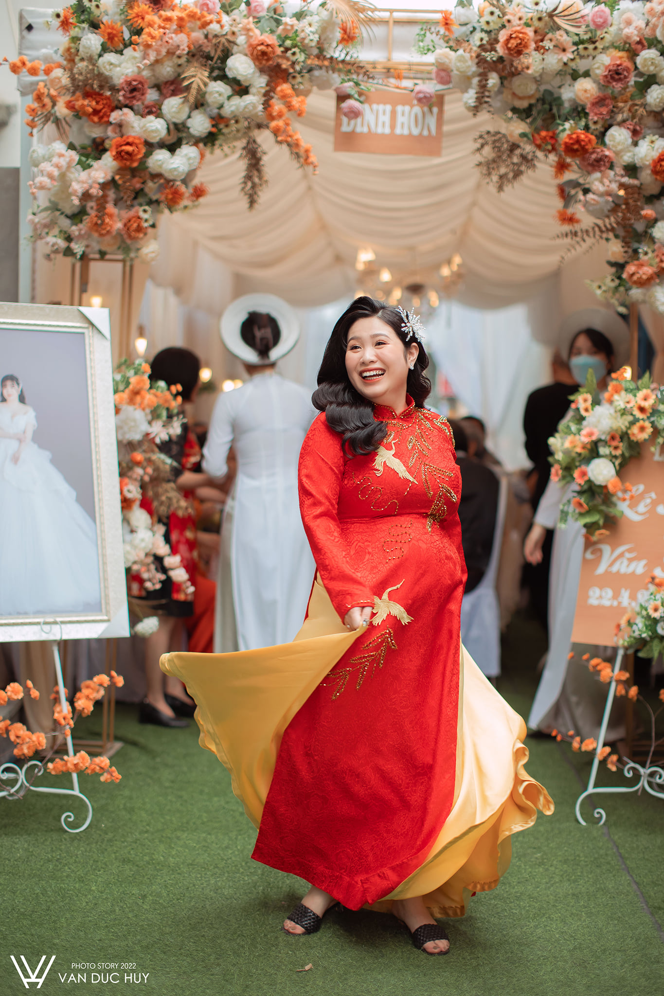 Cô dâu bụng bầu 5 tháng quẩy trong ngày ăn hỏi: Gái xinh Hải Phòng đồng ý lấy chồng cách 1700km sau 2 lần gặp mặt-6