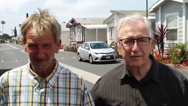 Vừa đi dự đám tang bạn, 2 tuần sau người mất bỗng xuất hiện trước cửa đòi vào nhà chơi, người đàn ông tá hỏa khi biết sự thật điên rồ-2