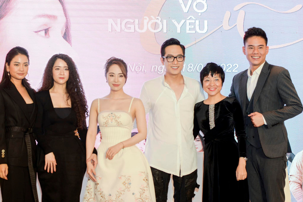 Chí Nhân hậu ly hôn Thu Quỳnh: Quan hệ tốt lên với vợ cũ, độc thân vui vẻ ở tuổi 34-14